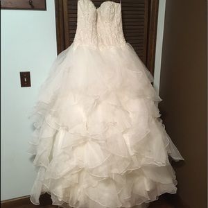 Wedding Dress Size 8